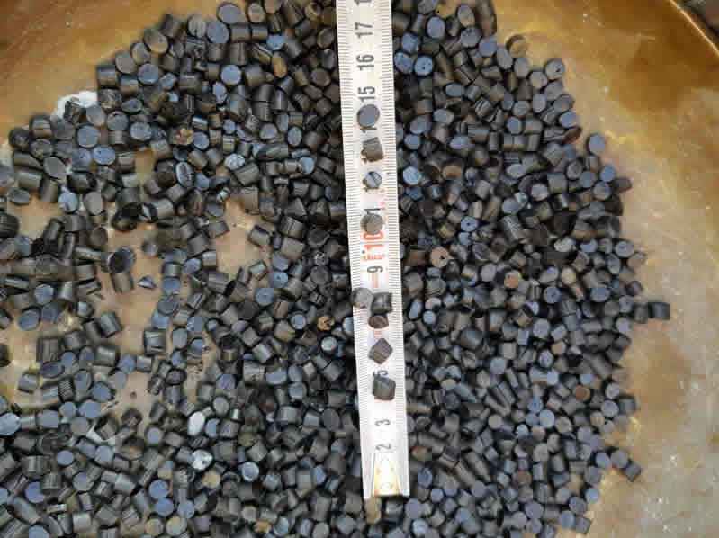 Bitumen pellets-1